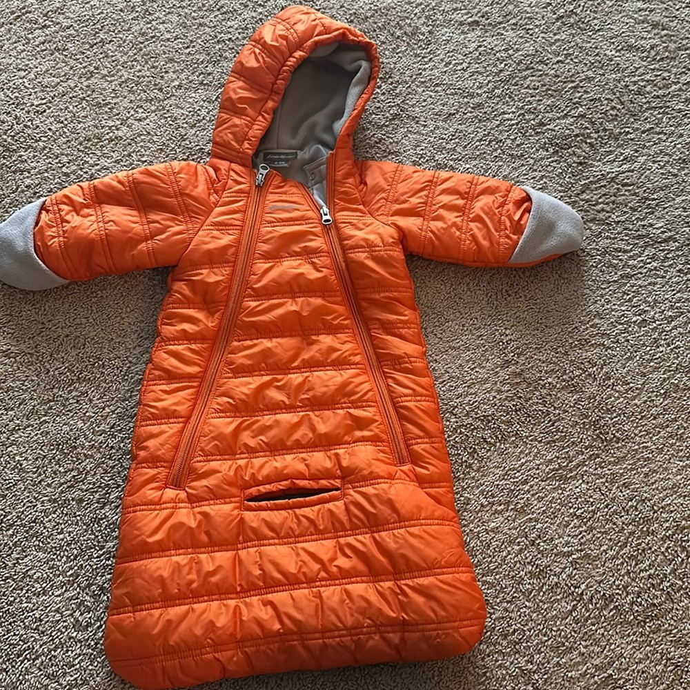 Eddie Bauer snowsuit. 6-9 mon. Never used